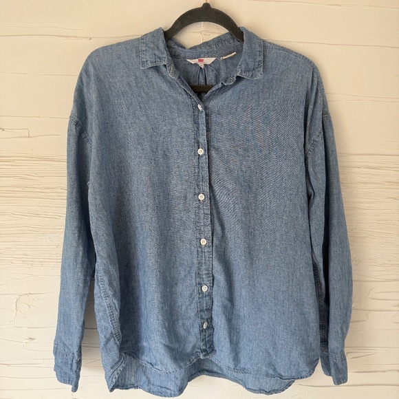 Levi’s Premium Odessa Long Sleeve Shirt | XS | Blue Popsicle Light Wash Denim - Picture 3 of 9